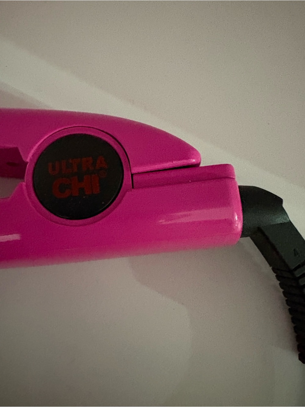 CHI 1” Ceramic Tourmaline Pink Hair Straightener Flat Iron - Picture 7 of 8